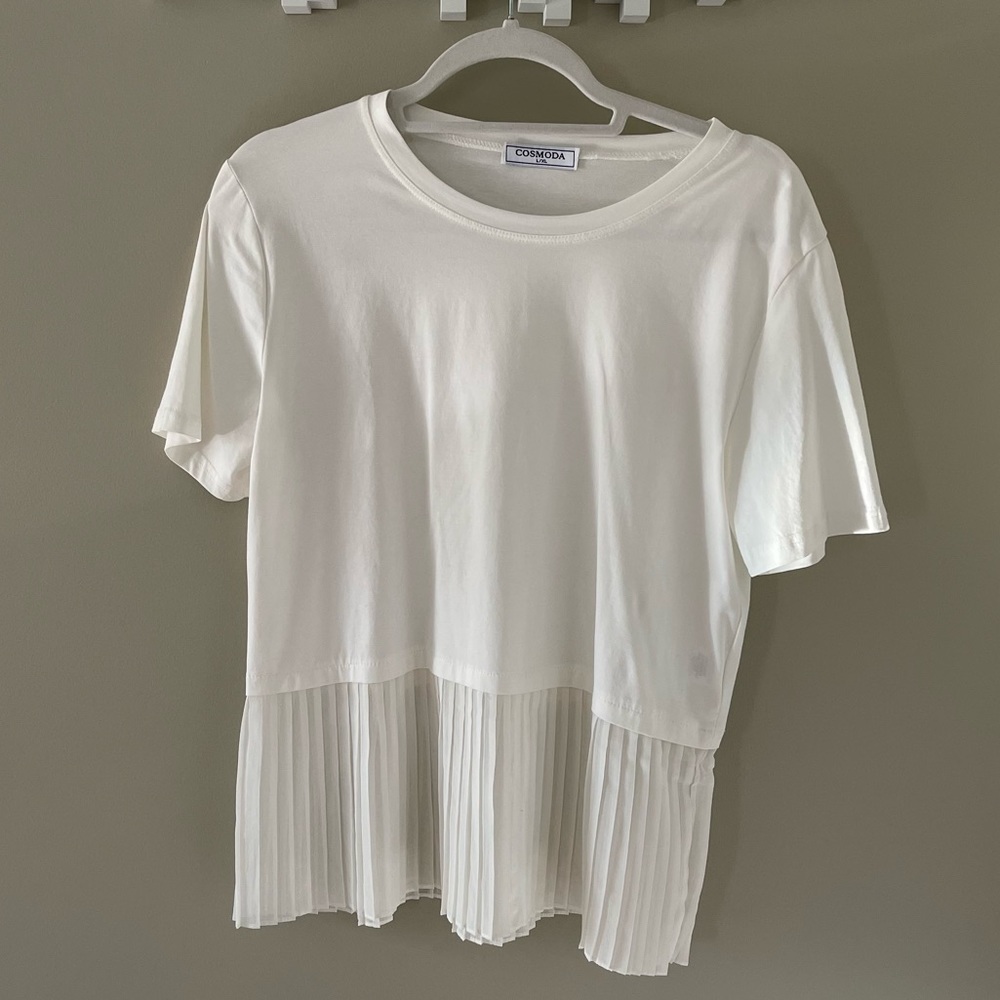 NWT Cosmoda White Pleated T-shirt